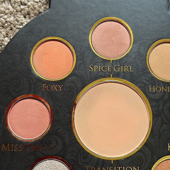 Pinky Rose Cosmetics The Transition Palette - Picture 2 of 7